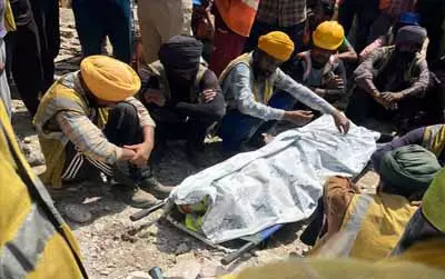 JK सीमेंट प्लांट में दर्दनाक हादसा, 7 मंजिला ऊंचाई से गिरा मजदूर, मौके पर मौत JK सीमेंट प्लांट में दर्दनाक हादसा, 7 मंजिला ऊंचाई से गिरा मजदूर, मौके पर मौत
