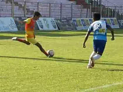 Subroto Cup: एमेनिटी पब्लिक स्कूल, फारूक स्कूल जूनियर बॉयज़ में विजयी Subroto Cup: एमेनिटी पब्लिक स्कूल, फारूक स्कूल जूनियर बॉयज़ में विजयी