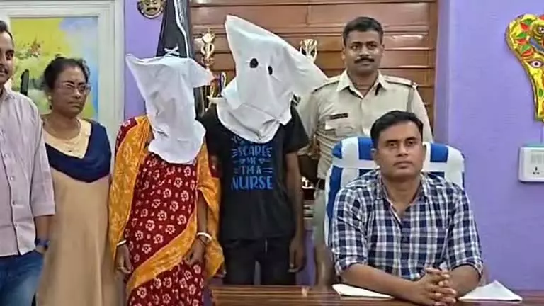 विवाहेतर संबंध में हत्या के आरोप में पति-पत्नी गिरफ्तार, शव कैनिंग में मिला विवाहेतर संबंध में हत्या के आरोप में पति-पत्नी गिरफ्तार, शव कैनिंग में मिला