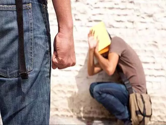 Ragging: हॉस्टल में 14 वर्षीय ITI छात्र पर हमला Ragging: हॉस्टल में 14 वर्षीय ITI छात्र पर हमला