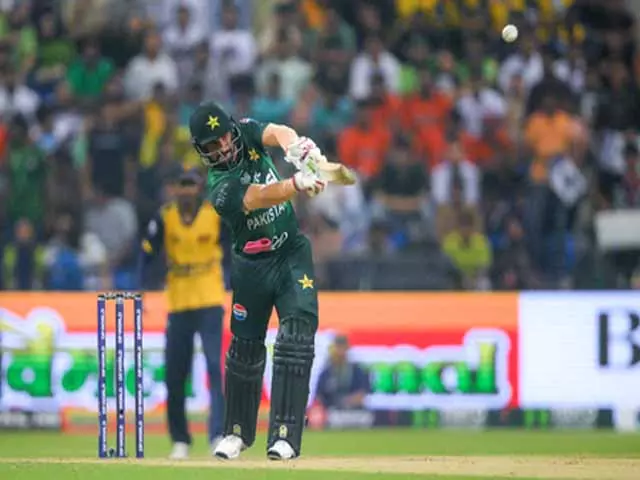 Asia Cup सुपर 4: पाकिस्तान ने श्रीलंका को 5 विकेट से हराकर फाइनल की उम्मीदें रखीं बरकरार Asia Cup सुपर 4: पाकिस्तान ने श्रीलंका को 5 विकेट से हराकर फाइनल की उम्मीदें रखीं बरकरार