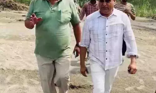 बाढ़ के कुछ दिनों बाद, Dinanagar MLA ने आप नेता की अवैध खनन की कोशिश को नाकाम कर दिया बाढ़ के कुछ दिनों बाद, Dinanagar MLA ने आप नेता की अवैध खनन की कोशिश को नाकाम कर दिया