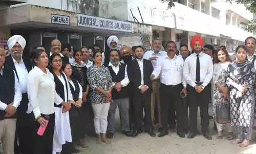 DBA ने अदालतों में नो-वर्क डे का राज्यव्यापी आह्वान किया DBA ने अदालतों में नो-वर्क डे का राज्यव्यापी आह्वान किया