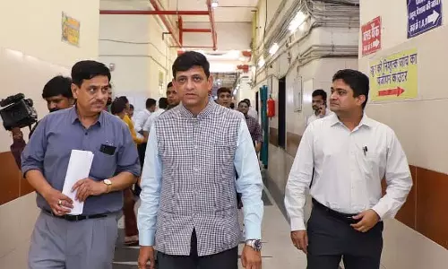 Indore :  मेयर पुष्यमित्र भार्गव ने एमवाय अस्पताल का निरीक्षण किया
