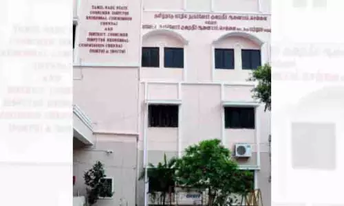 Chennai: निर्माता और विक्रेता को दोषपूर्ण कार के लिए खरीदार को 17 लाख रुपये का भुगतान करना होगा Chennai: निर्माता और विक्रेता को दोषपूर्ण कार के लिए खरीदार को 17 लाख रुपये का भुगतान करना होगा