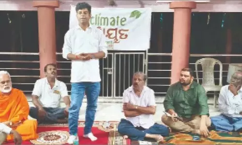 कटक सदर विधायक ने हरित भविष्य के लिए वृक्षारोपण और इलेक्ट्रिक वाहन अपनाने पर जोर दिया कटक सदर विधायक ने हरित भविष्य के लिए वृक्षारोपण और इलेक्ट्रिक वाहन अपनाने पर जोर दिया