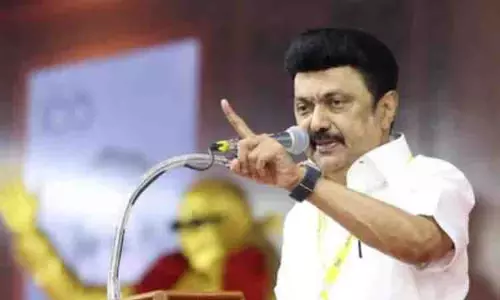 CM Stalin ने शतरंज चैंपियन वैशाली और तीन अन्य खिलाड़ियों को सरकारी नौकरी से सम्मानित किया