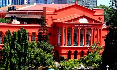 कर्नाटक HC ने डेवलपर्स के लिए विलंब शुल्क संबंधी RERA परिपत्र को रद्द किया