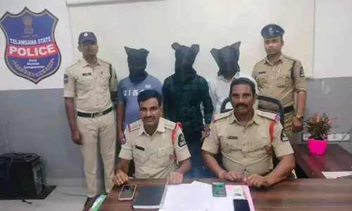 Hyderabad में आभूषण दुकान मालिकों को ठगने के आरोप में तीन लोग गिरफ्तार