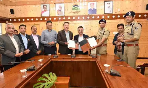 सुरक्षा में साझेदार, HPU और पुलिस सुरक्षित भविष्य के लिए सहयोग कर रहे सुरक्षा में साझेदार, HPU और पुलिस सुरक्षित भविष्य के लिए सहयोग कर रहे