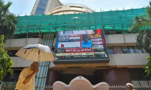 आईटी, फार्मा और वित्तीय शेयरों के दबाव से निफ्टी 25,200 से नीचे आया