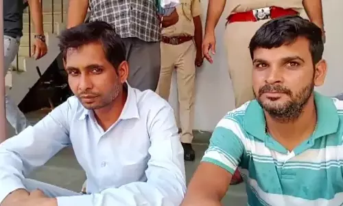 इंस्टीट्यूट में बन रही 10वीं की फर्जी मार्कशीट, डाक सेवा भर्ती में खुलासे के बाद दो गिरफ्तार इंस्टीट्यूट में बन रही 10वीं की फर्जी मार्कशीट, डाक सेवा भर्ती में खुलासे के बाद दो गिरफ्तार