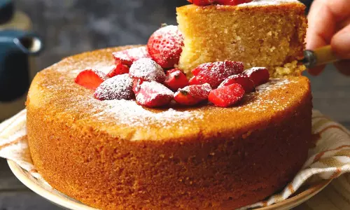 Eggless Cakes: शाकाहारियों और एलर्जी-अनुकूल व्यंजनों के लिए एकदम सही विकल्प