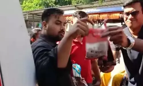 Delhi में कुट्टू का आटा खाने से 150 से अधिक लोग बीमार Delhi में कुट्टू का आटा खाने से 150 से अधिक लोग बीमार