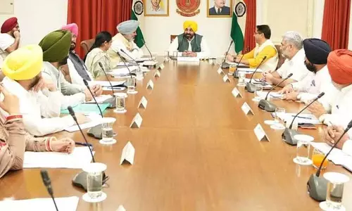 Chandigarh: बाढ़ को लेकर पंजाब विधानसभा सत्र 26 सितंबर से शुरू होगा Chandigarh: बाढ़ को लेकर पंजाब विधानसभा सत्र 26 सितंबर से शुरू होगा
