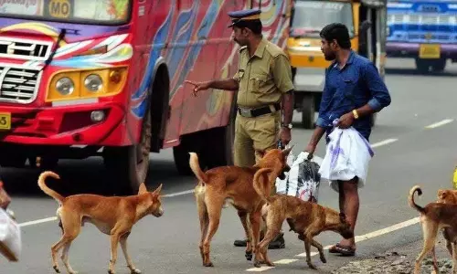 Kerala : इरिंगलाकुड्डा बाजार में सड़क पर हमला, कई लोग घायल