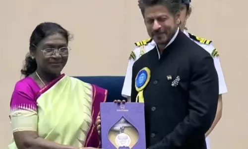 शाहरुख खान को ‘जवान’ के लिए मिला नेशनल फिल्म अवॉर्ड शाहरुख खान को ‘जवान’ के लिए मिला नेशनल फिल्म अवॉर्ड