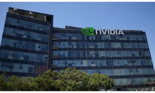 Nvidia के 100 अरब डॉलर के ओपनएआई सौदे में जवाबों से ज़्यादा सवाल Nvidia के 100 अरब डॉलर के ओपनएआई सौदे में जवाबों से ज़्यादा सवाल