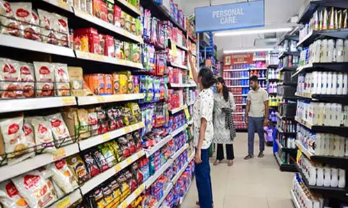 भारत में जीएसटी 2.0 से रिकॉर्ड स्तर पर पहुंची बिक्री, ग्राहकों में खुशी की लहर भारत में जीएसटी 2.0 से रिकॉर्ड स्तर पर पहुंची बिक्री, ग्राहकों में खुशी की लहर