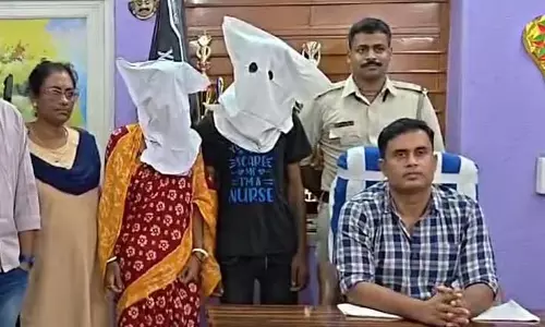 विवाहेतर संबंध में हत्या के आरोप में पति-पत्नी गिरफ्तार, शव कैनिंग में मिला