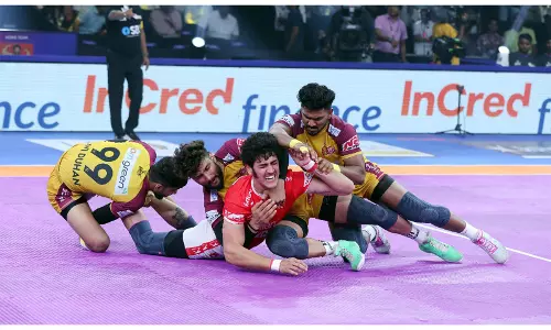 PKL 12: भरत-विजय ने तेलुगु टाइटंस को एक अंक से हराया, शादलुई का रिकॉर्ड टूटा PKL 12: भरत-विजय ने तेलुगु टाइटंस को एक अंक से हराया, शादलुई का रिकॉर्ड टूटा