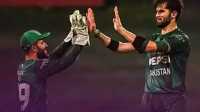 Asia Cup 2025: पाकिस्तान ने श्रीलंका को पांच विकेट से हराया Asia Cup 2025: पाकिस्तान ने श्रीलंका को पांच विकेट से हराया
