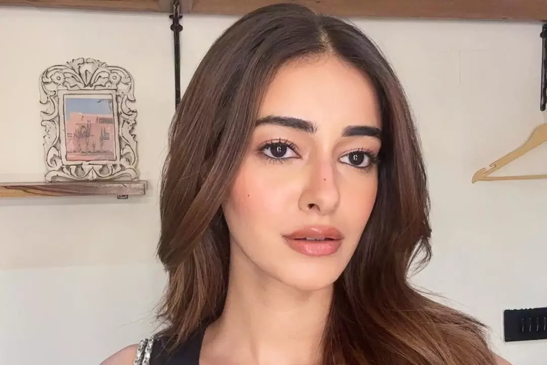 कैटरीना-विक्की की खुशखबरी पर अनन्या, जान्हवी और सोनम ने दी बधाई कैटरीना-विक्की की खुशखबरी पर अनन्या, जान्हवी और सोनम ने दी बधाई