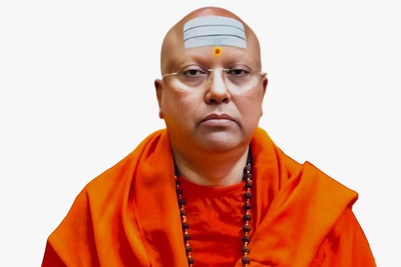 Delhi आश्रम संचालक पर 17 महिलाओं से छेड़छाड़ का आरोप Delhi आश्रम संचालक पर 17 महिलाओं से छेड़छाड़ का आरोप