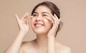 Skin Care Tips: खूबसूरत और फ्रेश त्वचा का राज है खीरे का इस तरह से इस्तेमाल Skin Care Tips: खूबसूरत और फ्रेश त्वचा का राज है खीरे का इस तरह से इस्तेमाल