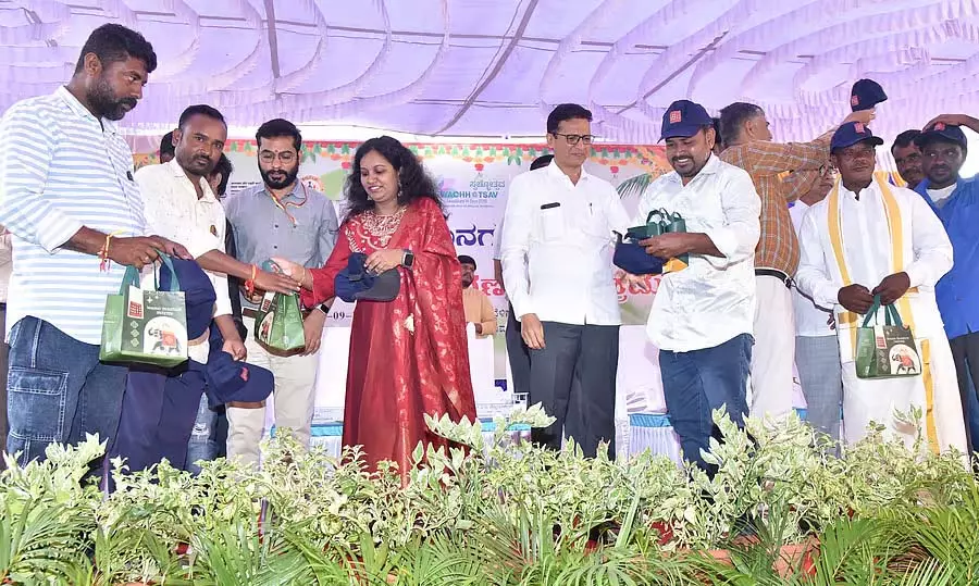 नगर निगम कर्मचारियों के आवास के लिए 15 एकड़ ज़मीन: MLA नगर निगम कर्मचारियों के आवास के लिए 15 एकड़ ज़मीन: MLA