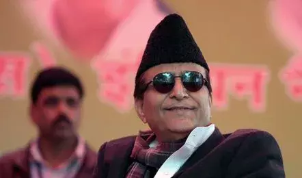 Sitapur: आजम खां की रिहाई से उठा राजनीतिक सवाल Sitapur: आजम खां की रिहाई से उठा राजनीतिक सवाल