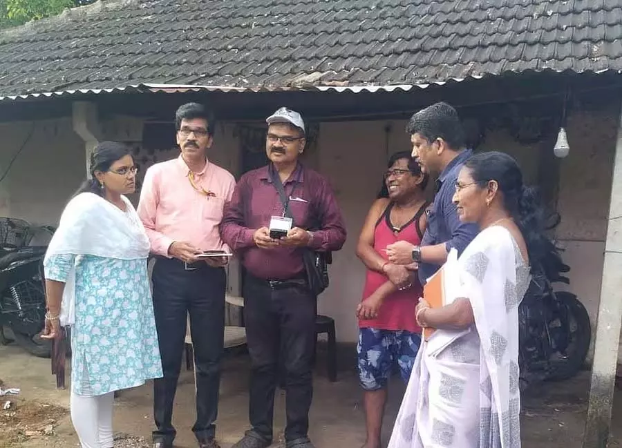 उत्तर कन्नड़ : 2 दिनों में 990 घरों का सर्वेक्षण उत्तर कन्नड़ : 2 दिनों में 990 घरों का सर्वेक्षण