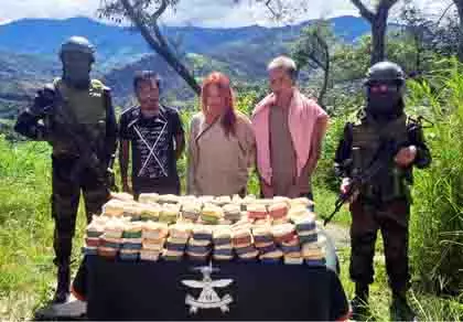 Assam: राइफल्स का मिजोरम में ड्रग्स माफिया पर प्रहार, करोड़ों की हेरोइन जब्त Assam: राइफल्स का मिजोरम में ड्रग्स माफिया पर प्रहार, करोड़ों की हेरोइन जब्त