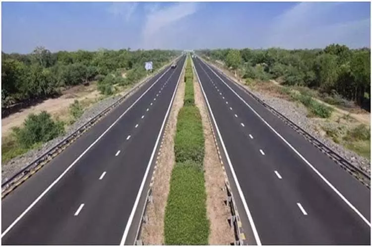 Sindgi : राजमार्ग के लिए 29 करोड़ का प्रस्ताव प्रस्तुत Sindgi : राजमार्ग के लिए 29 करोड़ का प्रस्ताव प्रस्तुत