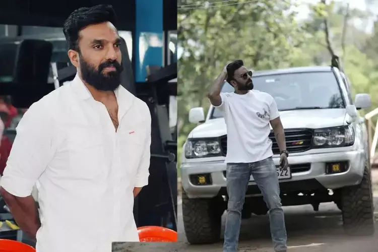 Kerala : ऑपरेशन आदमखोर अभिनेता अमित चक्कलक्कल का वाहन जब्त Kerala : ऑपरेशन आदमखोर अभिनेता अमित चक्कलक्कल का वाहन जब्त