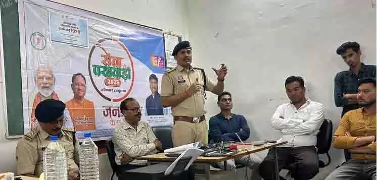 आईटीआई परिसर गौरैला में लर्निंग लाइसेंस कैंप आयोजित आईटीआई परिसर गौरैला में लर्निंग लाइसेंस कैंप आयोजित