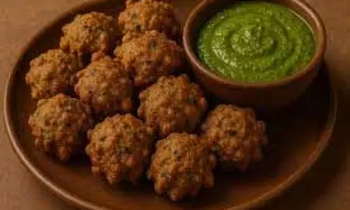 Kuttu Ki Pakode :नवरात्रि के तीसरे दिन बनाएं क्रिस्पी और टेस्टी कुट्टू की पकौड़ी Kuttu Ki Pakode :नवरात्रि के तीसरे दिन बनाएं क्रिस्पी और टेस्टी कुट्टू की पकौड़ी