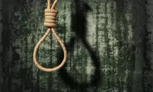 जेल में कैदी ने खत्म की जिंदगी, कुछ देर पहले ही पत्नी मिलकर गई थी जेल में कैदी ने खत्म की जिंदगी, कुछ देर पहले ही पत्नी मिलकर गई थी