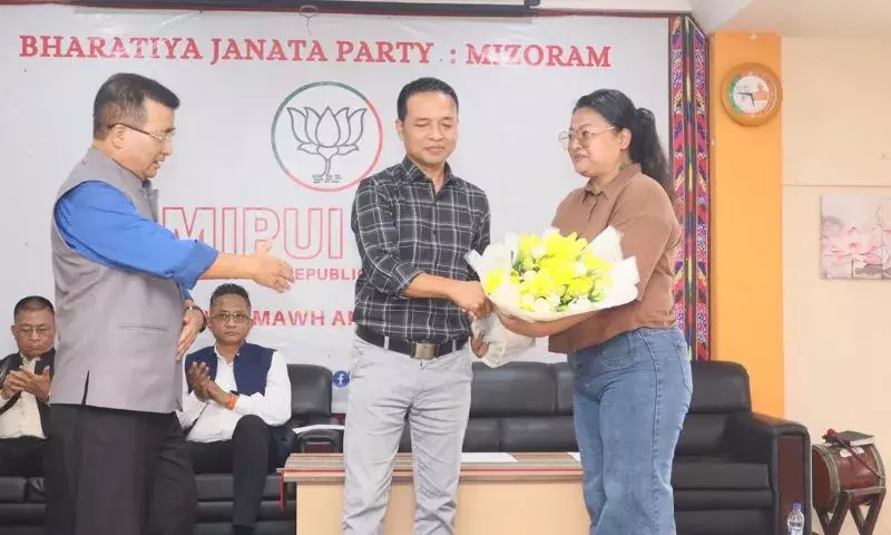 भाजपा ने मिजोरम में डंपा उपचुनाव के लिए लालहमंगइहा को मैदान में उतारा भाजपा ने मिजोरम में डंपा उपचुनाव के लिए लालहमंगइहा को मैदान में उतारा