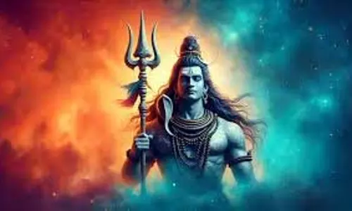 Ashwin Pradosh Vrat 2025: अश्विन मास का अंतिम प्रदोष व्रत बन रहा है विशेष संयोग, जानें शुभ मुहूर्त और पूजा विधि