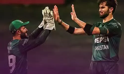 Asia Cup 2025: पाकिस्तान ने श्रीलंका को पांच विकेट से हराया Asia Cup 2025: पाकिस्तान ने श्रीलंका को पांच विकेट से हराया