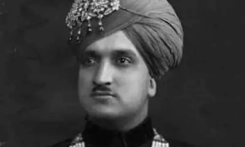 एलजी मनोज सिन्हा ने महाराजा हरि सिंह को उनकी 130वीं जयंती पर श्रद्धांजलि दी