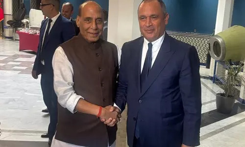 राजनाथ सिंह ने मोरक्को के मंत्री के साथ रक्षा क्षेत्र संबंधों पर चर्चा की राजनाथ सिंह ने मोरक्को के मंत्री के साथ रक्षा क्षेत्र संबंधों पर चर्चा की