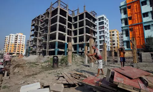 बिल्डर-बैंक गठजोड़ सुप्रीम कोर्ट ने सीबीआई को छह और एफआईआर दर्ज करने की अनुमति दी बिल्डर-बैंक गठजोड़ सुप्रीम कोर्ट ने सीबीआई को छह और एफआईआर दर्ज करने की अनुमति दी