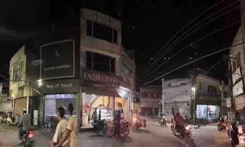 Mandi Ahmedgarh Gandhi Chowk, शहर के केंद्र से लुप्त होते ऐतिहासिक स्थल तक Mandi Ahmedgarh Gandhi Chowk, शहर के केंद्र से लुप्त होते ऐतिहासिक स्थल तक