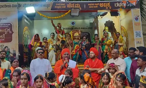 देश के लिए बलिदान देने वालों को याद करना जरूरी: Kashinath Shri