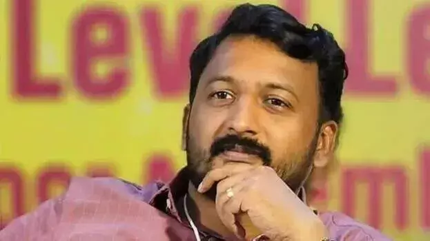 Kerala: विवादों के बीच राहुल गांधी 38 दिन बाद पलक्कड़ पहुंचे