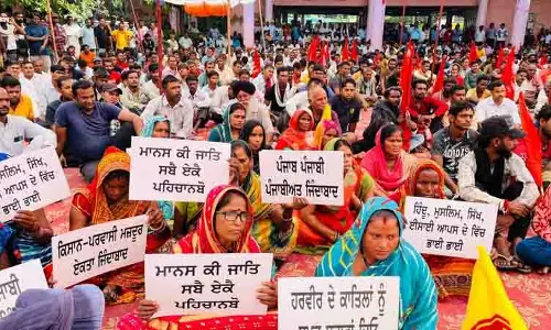 नवांशहर में एकता मार्च ने Punjabi-प्रवासी एकजुटता को मजबूत करने का आह्वान किया नवांशहर में एकता मार्च ने Punjabi-प्रवासी एकजुटता को मजबूत करने का आह्वान किया