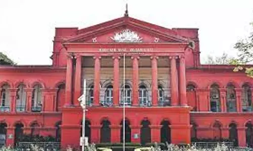 Bengaluru: जाति को नजरअंदाज करने की मांग पर हाईकोर्ट में बहस