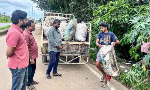 Kerala : नहर में फेंका गया कचरा बरामद कर लिया गया